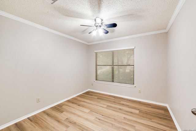 10607 Cavelier, San Antonio, TX 78254