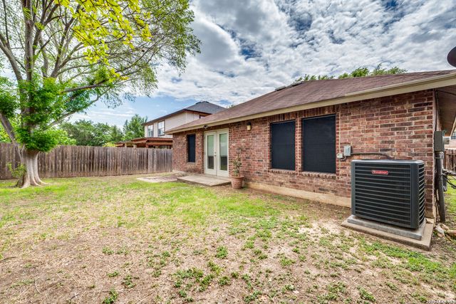 10607 Cavelier, San Antonio, TX 78254