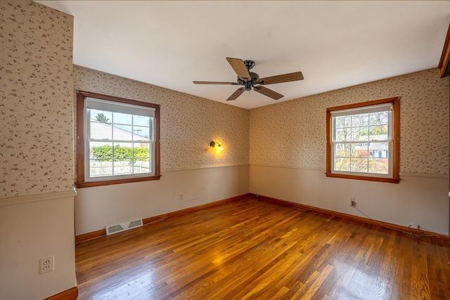 3 Miller Ave, South Hadley, MA 01075