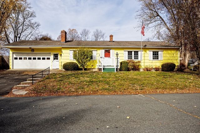 3 Miller Ave, South Hadley, MA 01075