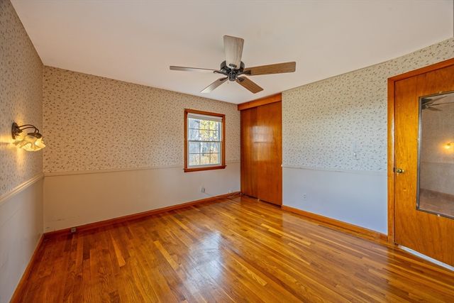 3 Miller Ave, South Hadley, MA 01075