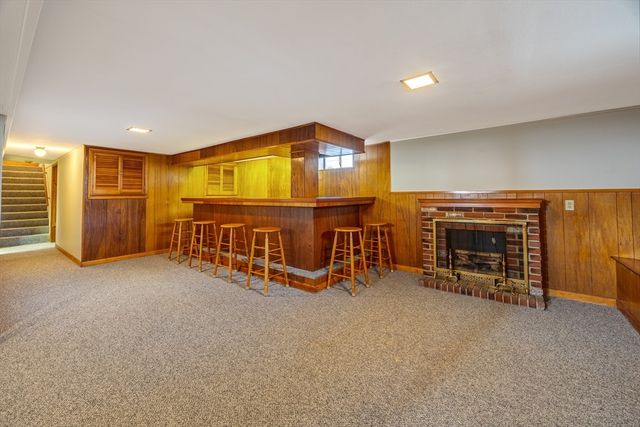 3 Miller Ave, South Hadley, MA 01075