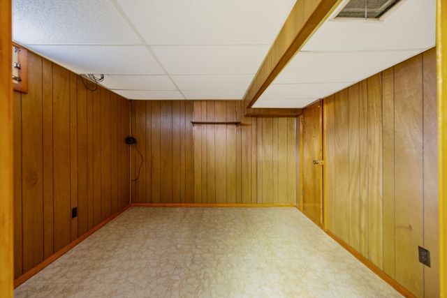 3 Miller Ave, South Hadley, MA 01075