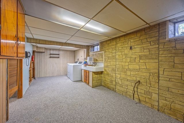 3 Miller Ave, South Hadley, MA 01075