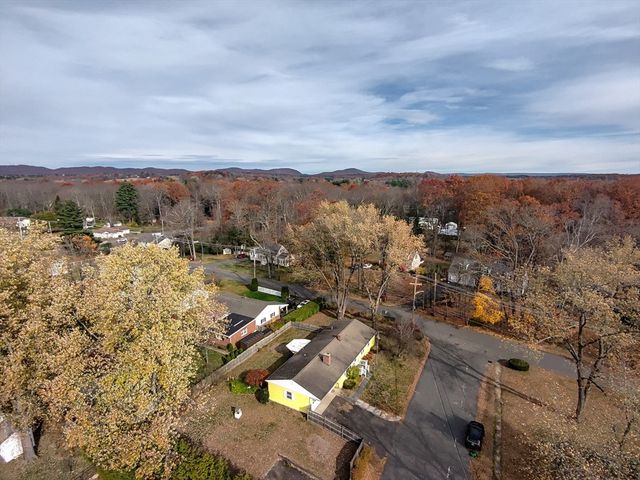 3 Miller Ave, South Hadley, MA 01075