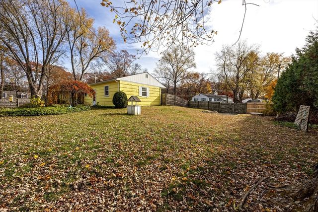 3 Miller Ave, South Hadley, MA 01075