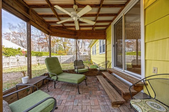 3 Miller Ave, South Hadley, MA 01075