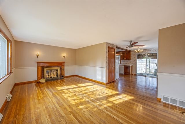 3 Miller Ave, South Hadley, MA 01075