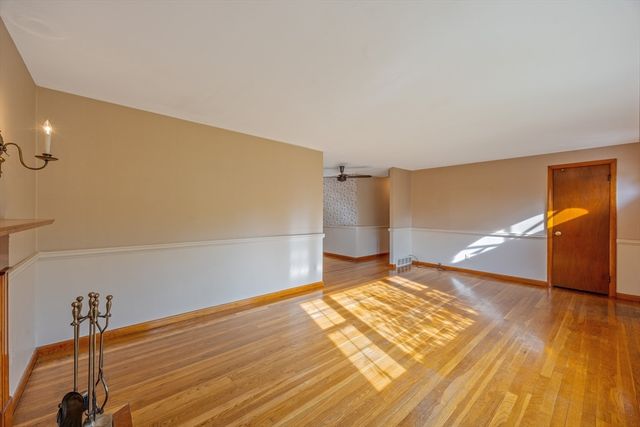 3 Miller Ave, South Hadley, MA 01075