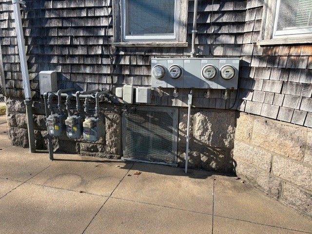 644-648 King Philip St, Fall River, MA 02724