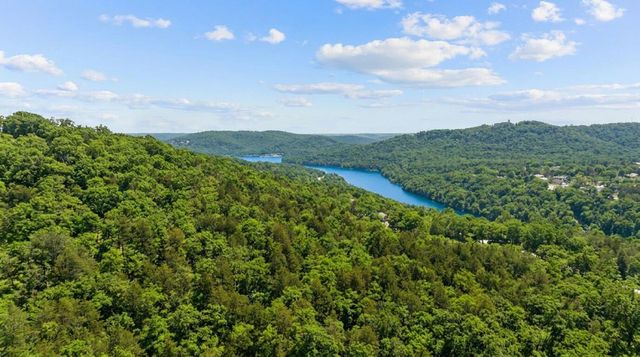 70 Campfire Drive, Branson West, MO 65737