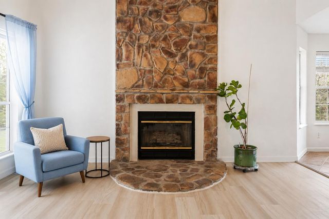 70 Campfire Drive, Branson West, MO 65737