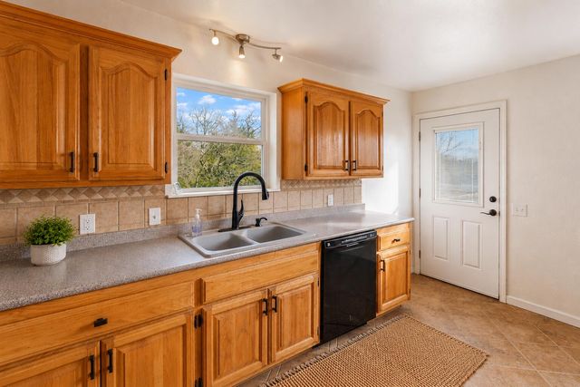 70 Campfire Drive, Branson West, MO 65737