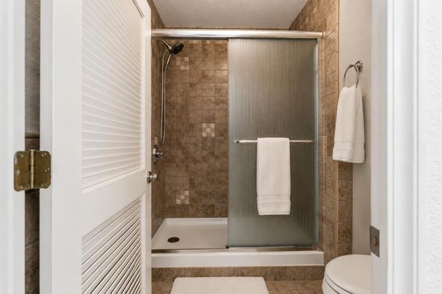 70 Campfire Drive, Branson West, MO 65737