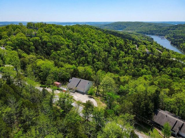 70 Campfire Drive, Branson West, MO 65737