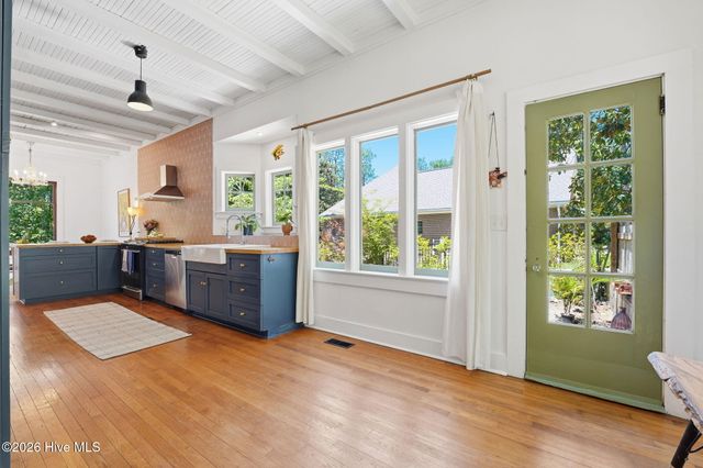 650 E Indiana Avenue, Southern Pines, NC 28387