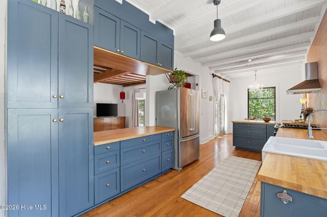 650 E Indiana Avenue, Southern Pines, NC 28387