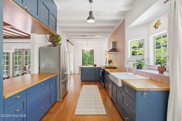 650 E Indiana Avenue, Southern Pines, NC 28387