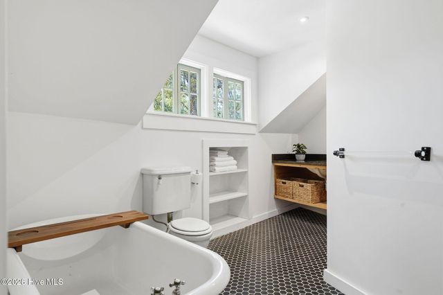 650 E Indiana Avenue, Southern Pines, NC 28387