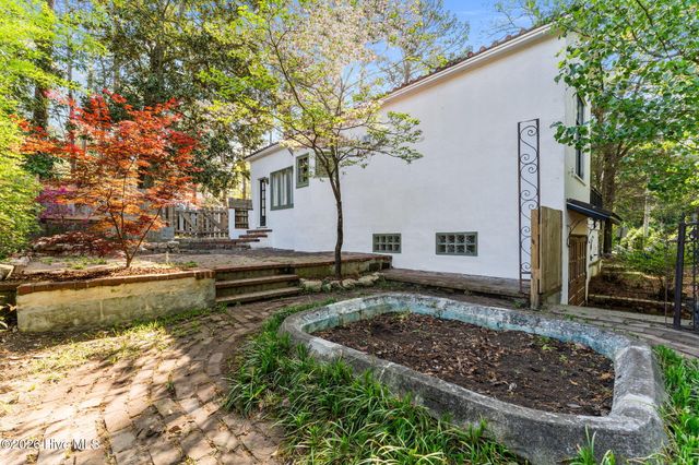 650 E Indiana Avenue, Southern Pines, NC 28387