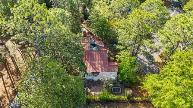650 E Indiana Avenue, Southern Pines, NC 28387