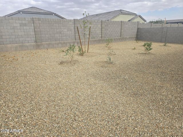 24050 W FLORES Drive, Buckeye, AZ 85326