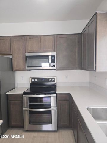 24050 W FLORES Drive, Buckeye, AZ 85326