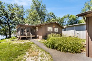 407 Holiday Drive, Lake Holiday, IL 60552