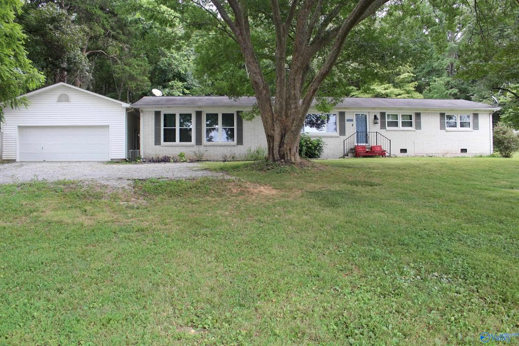 5154 Highway 53, Harvest, AL 35749