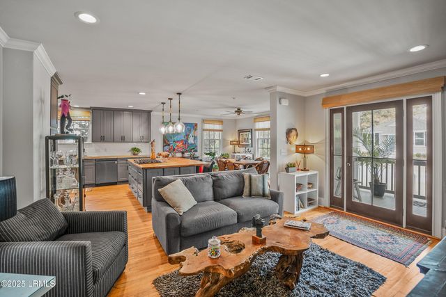 406 Heyward Street, Beaufort, SC 29902