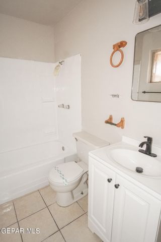 4031 Thomason Avenue 1, El Paso, TX 79904