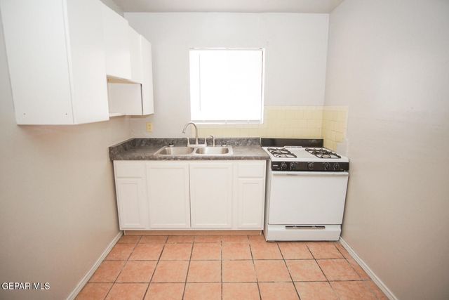 4031 Thomason Avenue 1, El Paso, TX 79904
