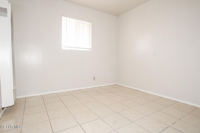 4031 Thomason Avenue 1, El Paso, TX 79904