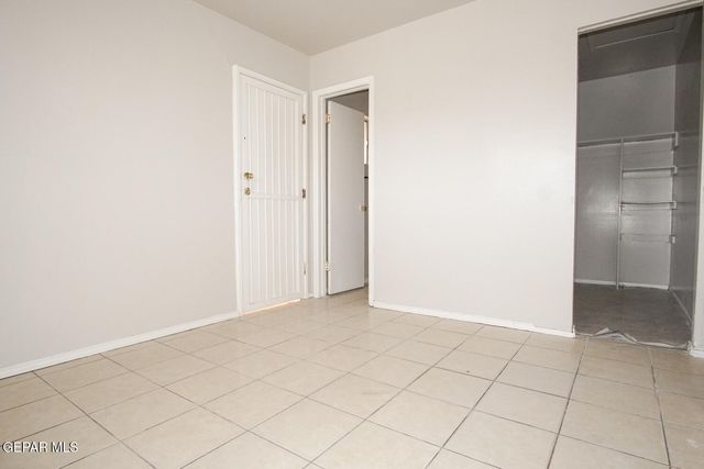 4031 Thomason Avenue 1, El Paso, TX 79904