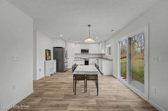 17809 Bridle Run Dr, Louisville, KY 40245