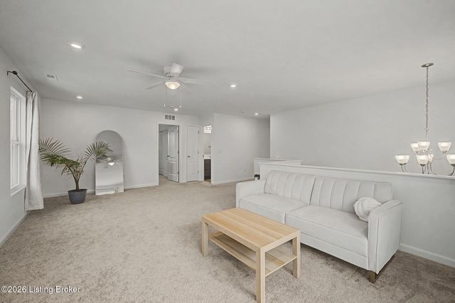 17809 Bridle Run Dr, Louisville, KY 40245