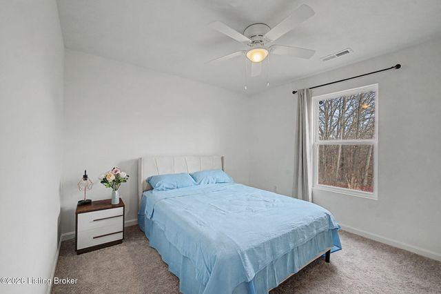 17809 Bridle Run Dr, Louisville, KY 40245