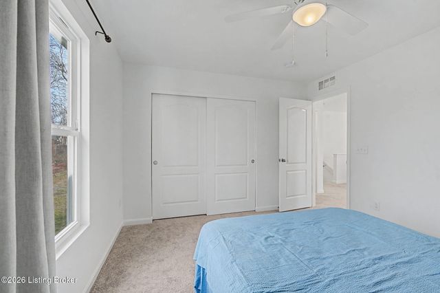 17809 Bridle Run Dr, Louisville, KY 40245