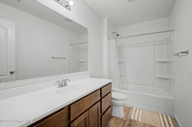 17809 Bridle Run Dr, Louisville, KY 40245