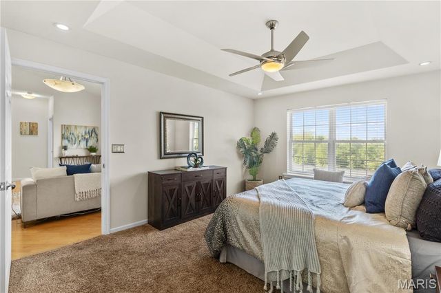 1 Monarch Trace Court 303, Chesterfield, MO 63017