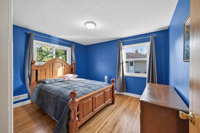 2735 Delaware Avenue, North Saint Paul, MN 55109