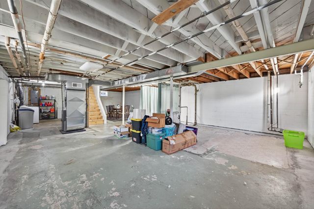 2735 Delaware Avenue, North Saint Paul, MN 55109
