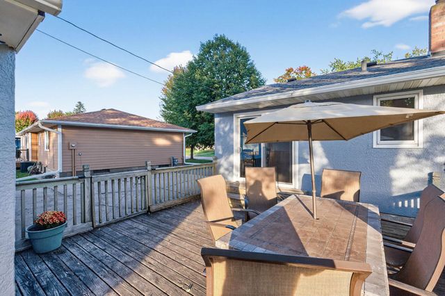 2735 Delaware Avenue, North Saint Paul, MN 55109