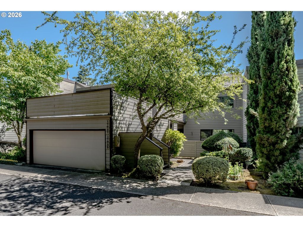 17027 Sw VERSAILLES Ln, Portland, OR 97224