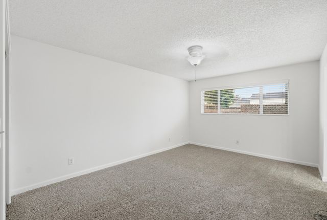 273 E Gannon Drive, Tulare, CA 93274