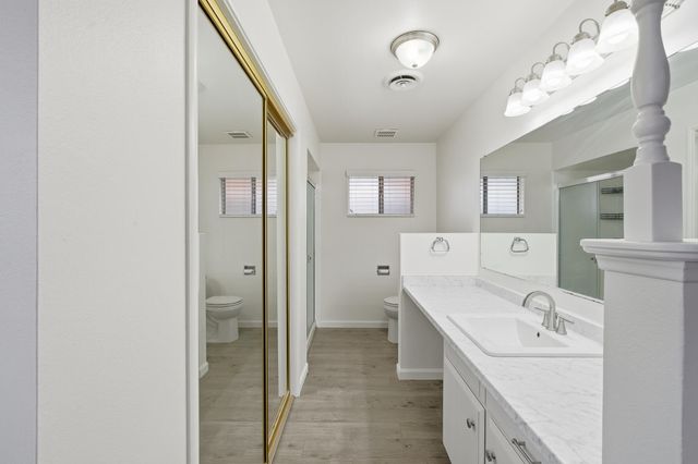 273 E Gannon Drive, Tulare, CA 93274