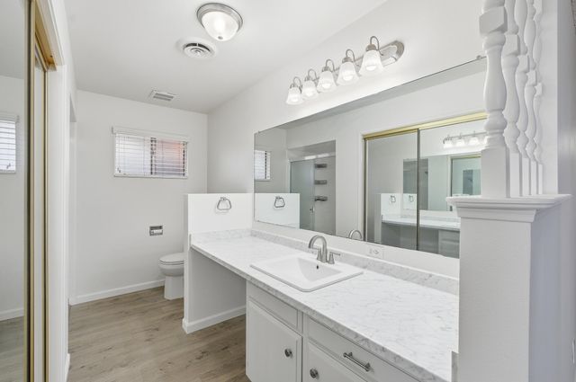 273 E Gannon Drive, Tulare, CA 93274