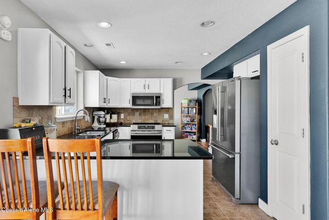 1302 N Moonstone ST, Post Falls, ID 83854