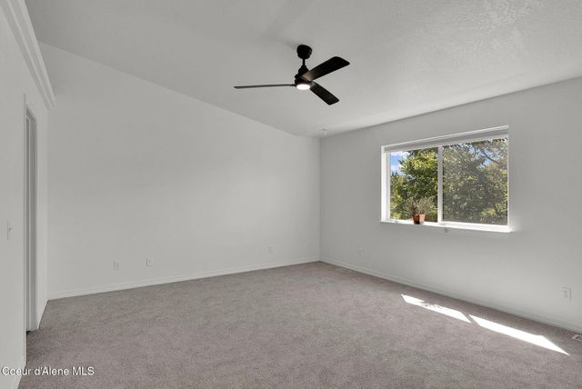 1302 N Moonstone ST, Post Falls, ID 83854