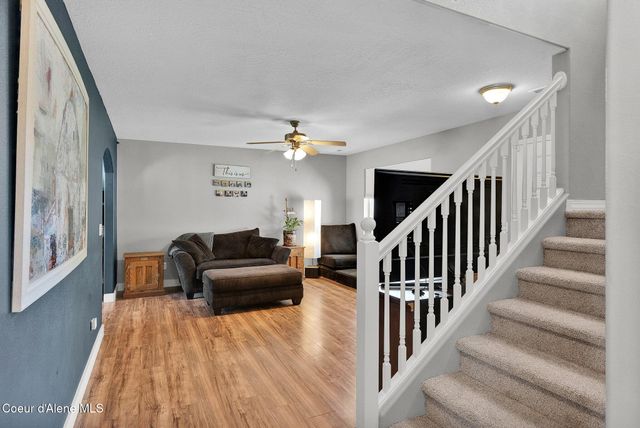 1302 N Moonstone ST, Post Falls, ID 83854